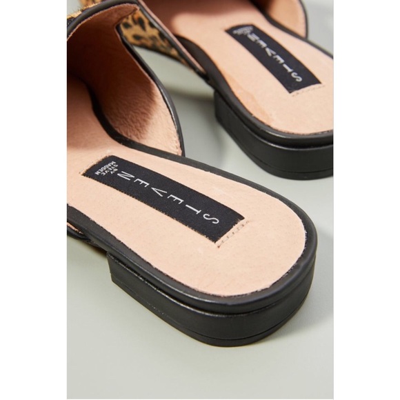 New in box Steve Madden mules - Picture 2 of 3